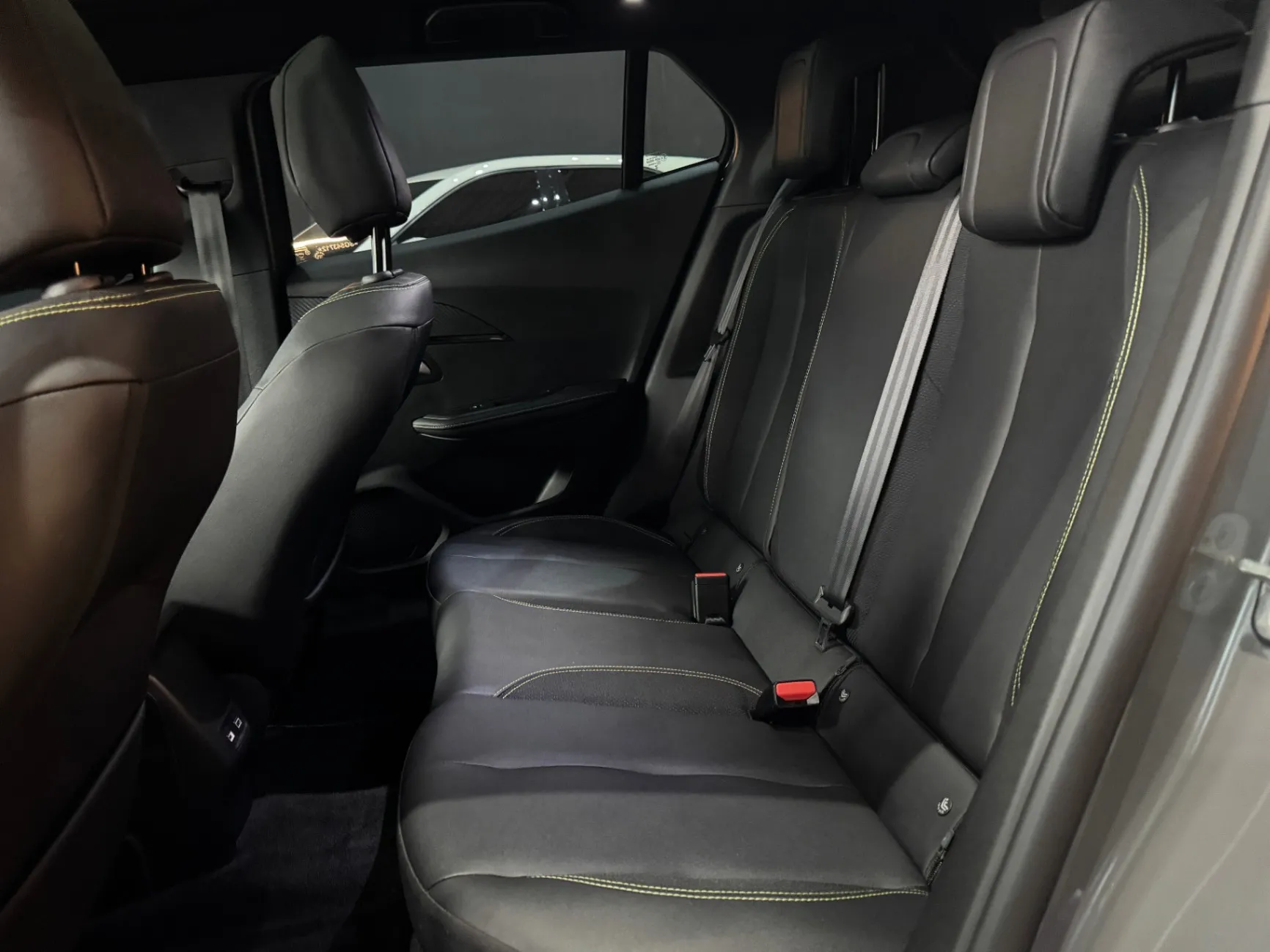 PEUGEOT 2008 GT 1.0 TURBO FLEX 5P AUT. 2024 - foto 6