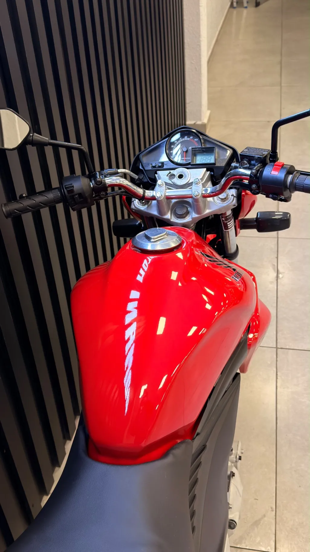 HONDA CB 300R/ 300R FLEX 2013 - foto 5