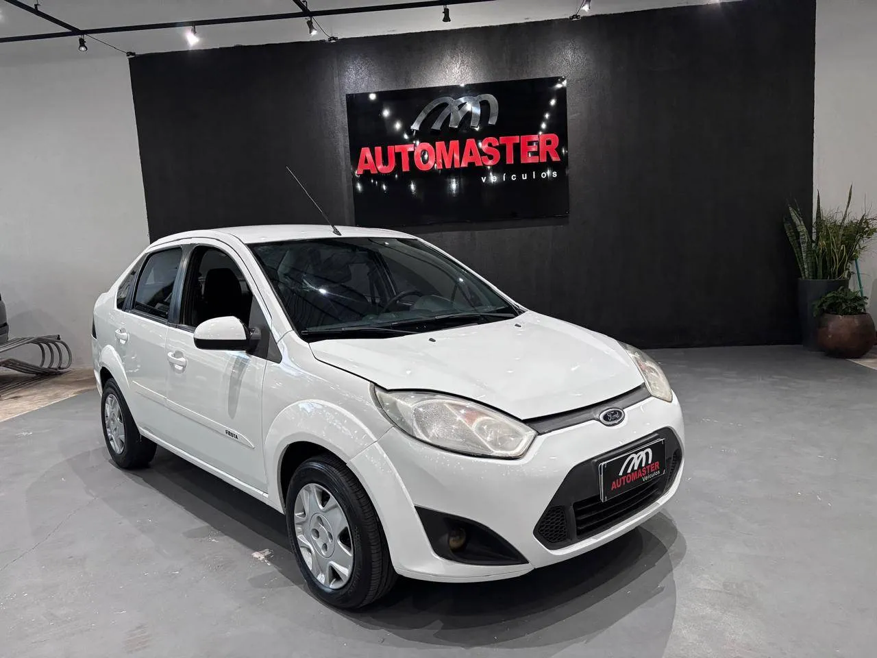 FORD FIESTA SEDAN SE 1.6 8V FLEX 4P 2013 - foto 2
