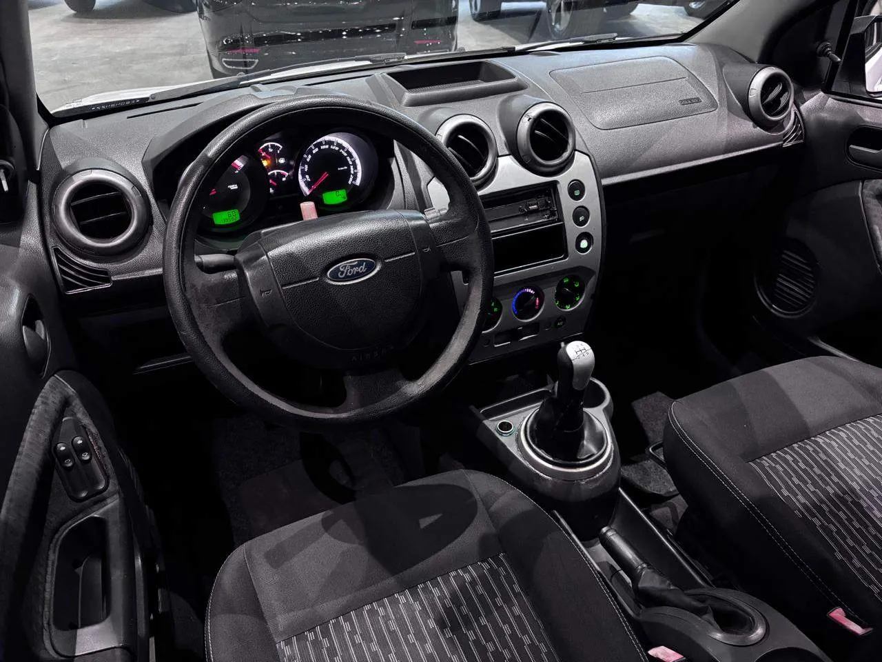FORD FIESTA SEDAN SE 1.6 8V FLEX 4P 2013 - foto 3