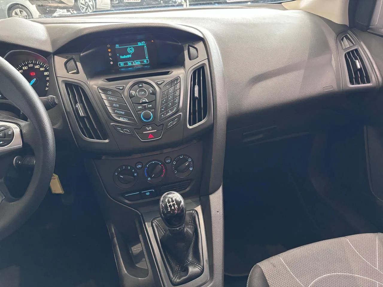 FORD FOCUS 1.6 S/SE/SE PLUS FLEX 8V/16V 5P 2013 - foto 5