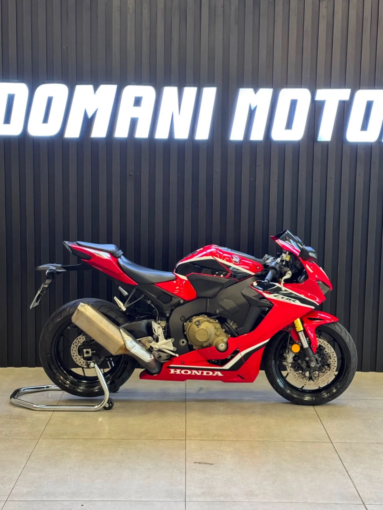 HONDA CBR 1000 RR Fireblade 2018 - foto 5