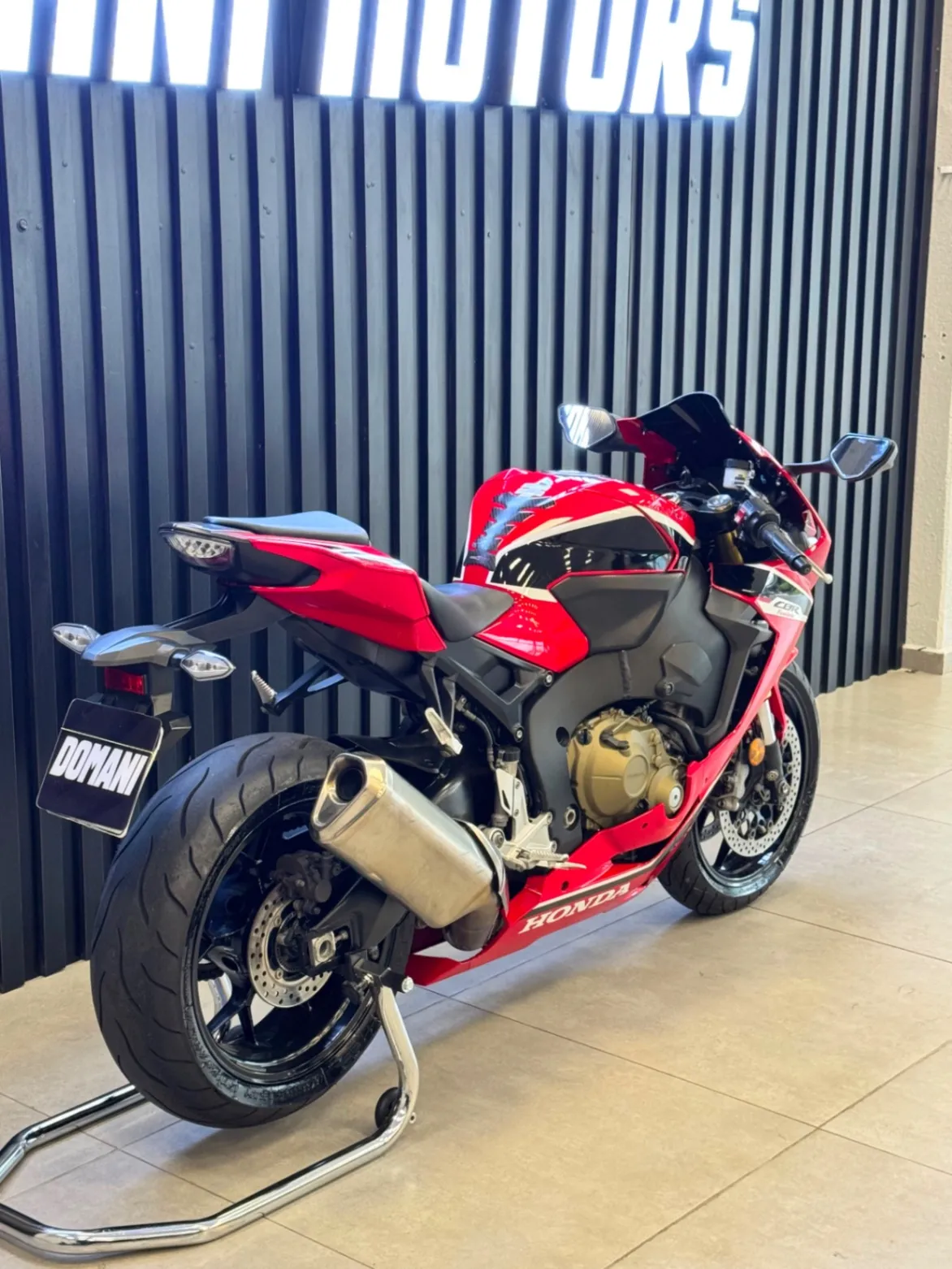 HONDA CBR 1000 RR Fireblade 2018 - foto 6