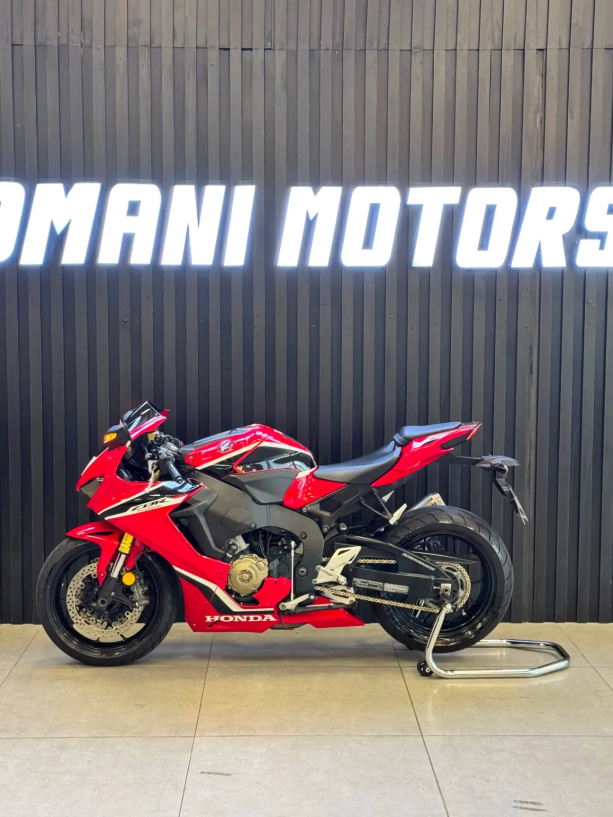 HONDA CBR 1000 RR Fireblade 2018 - foto 4