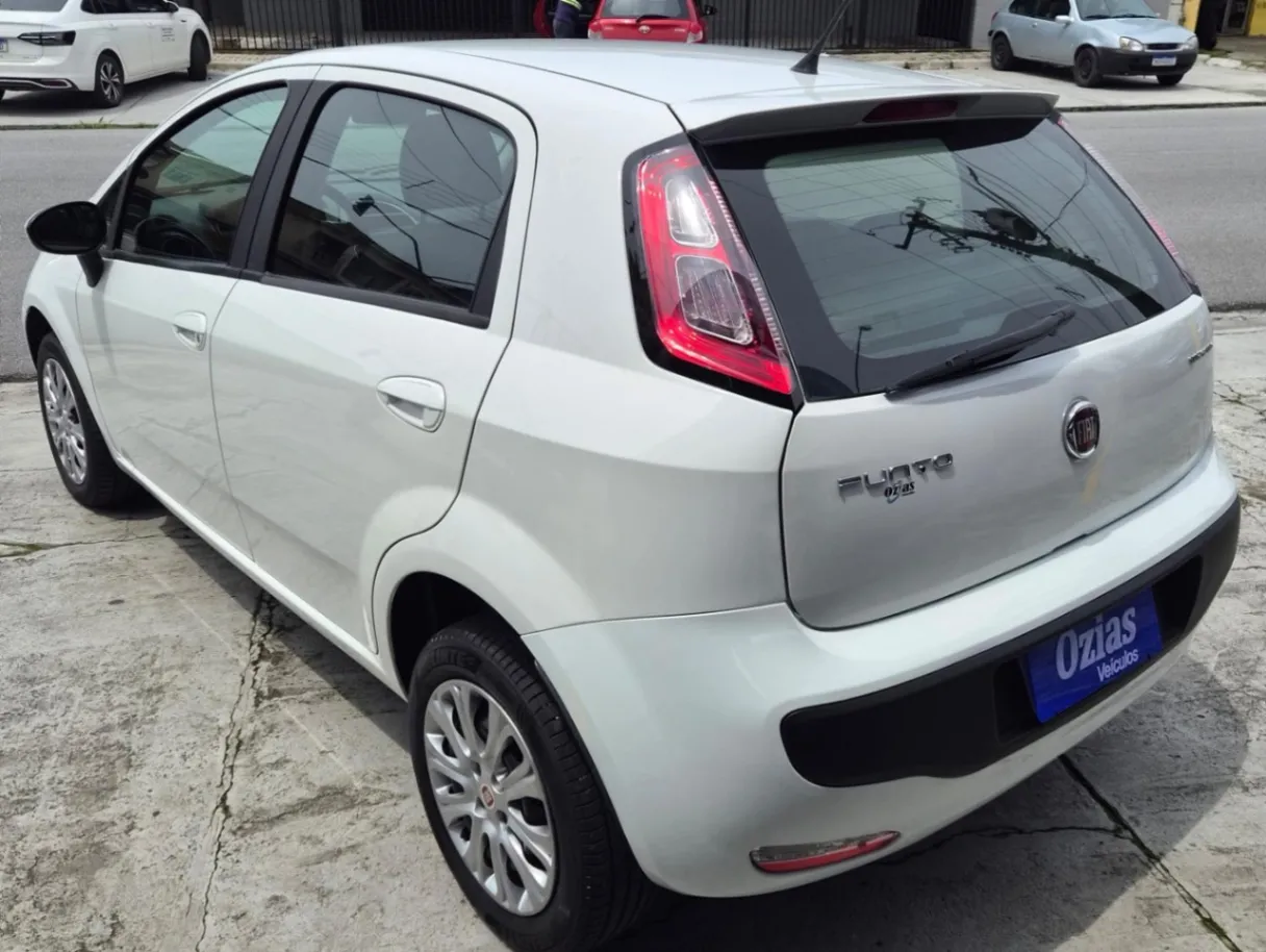 FIAT PUNTO ATTRACTIVE 1.4 FIRE FLEX 8V 5P 2016 - foto 4