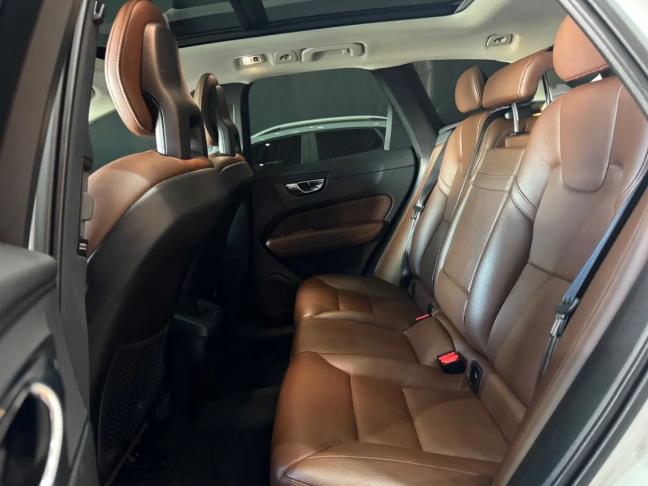 VOLVO XC 60 T-5 INSCRIPTION 2.0 AWD 5P 2018 - foto 6