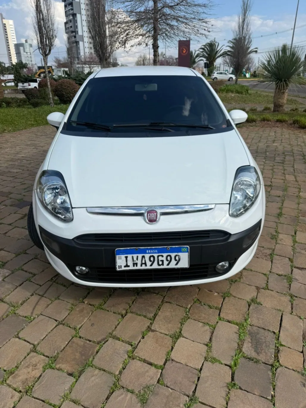 FIAT PUNTO ESSENCE 1.6 FLEX 16V 5P 2014 - foto 2