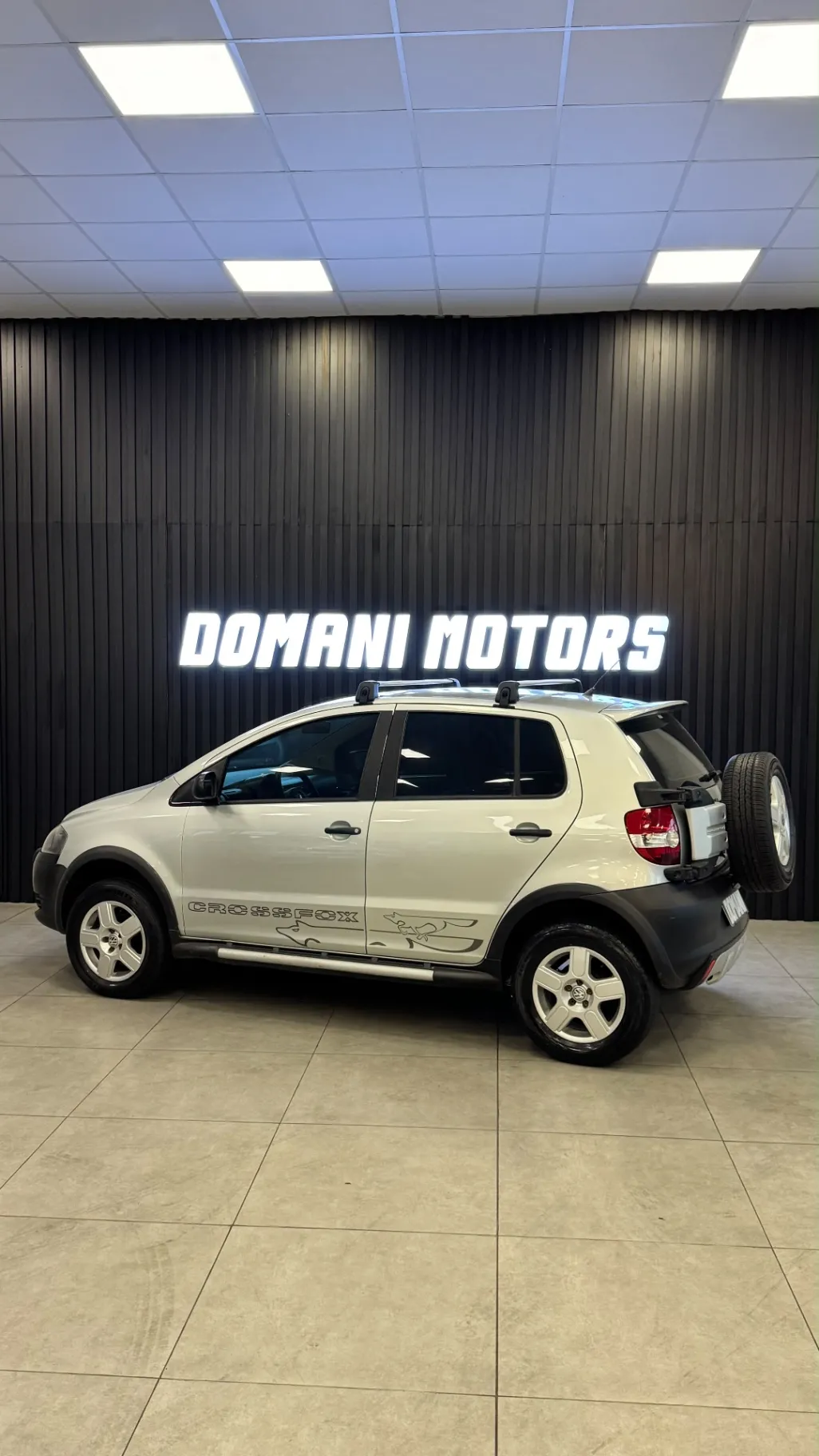 VOLKSWAGEN CROSSFOX 1.6 MI TOTAL FLEX 8V 5P 2009 - foto 2