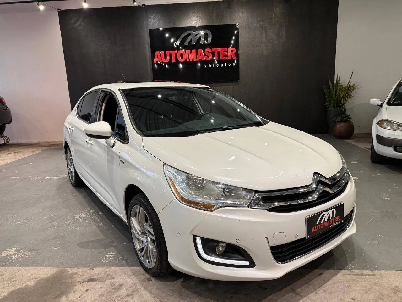 CITROEN C4 LOUNGE EXCLUSIVE 1.6 TURBO FLEX AUT. 2014 - foto 2