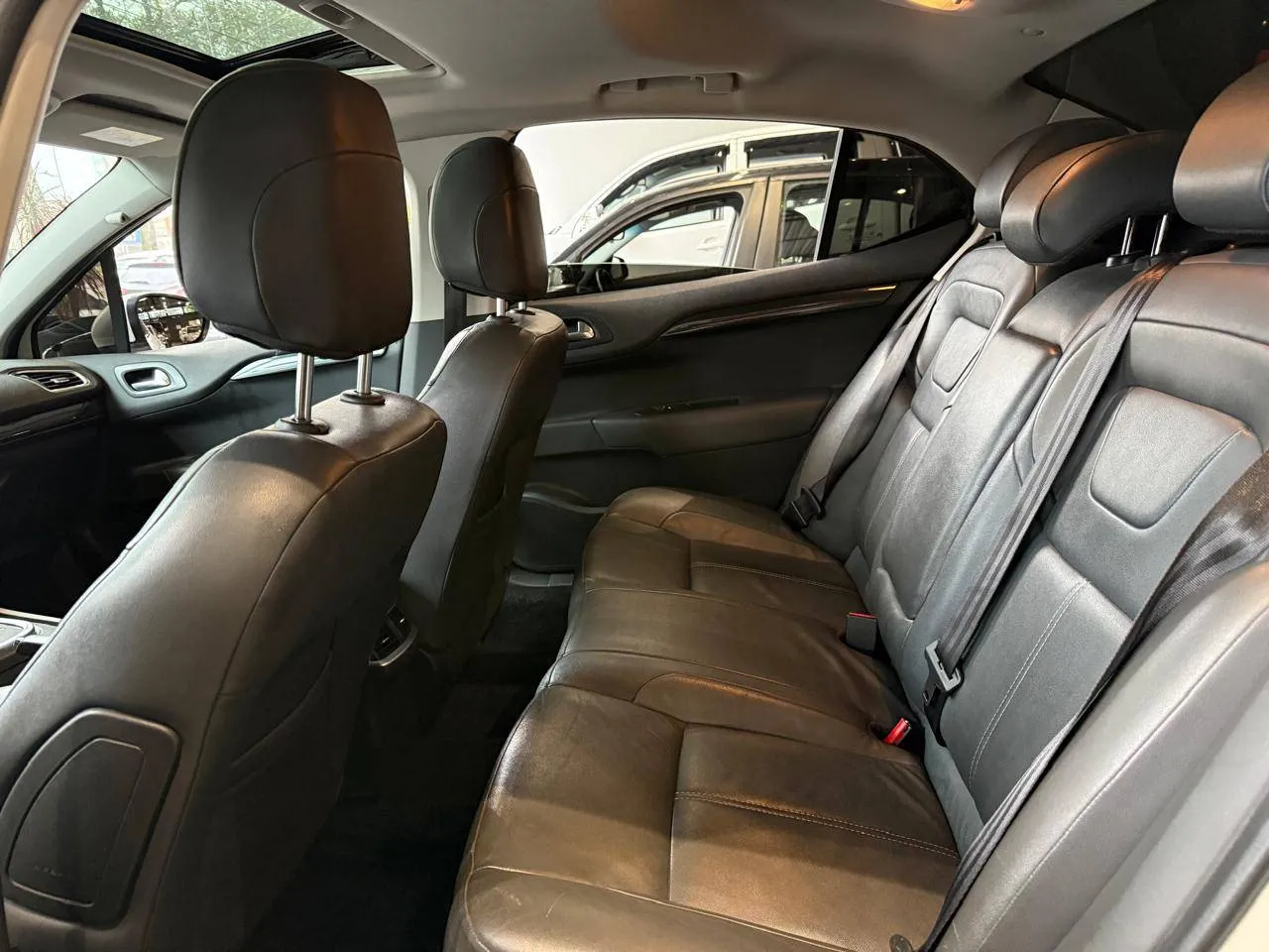 CITROEN C4 LOUNGE EXCLUSIVE 1.6 TURBO FLEX AUT. 2014 - foto 6