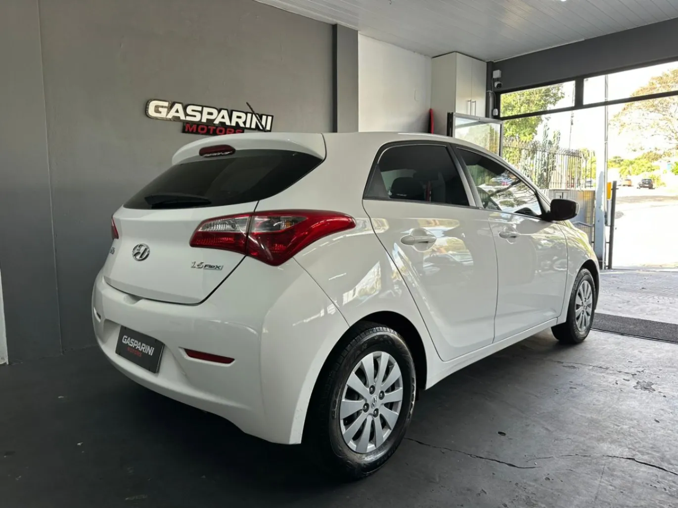 HYUNDAI HB20 C./C.PLUS/C.STYLE 1.6 FLEX 16V MEC. 2014 - foto 4