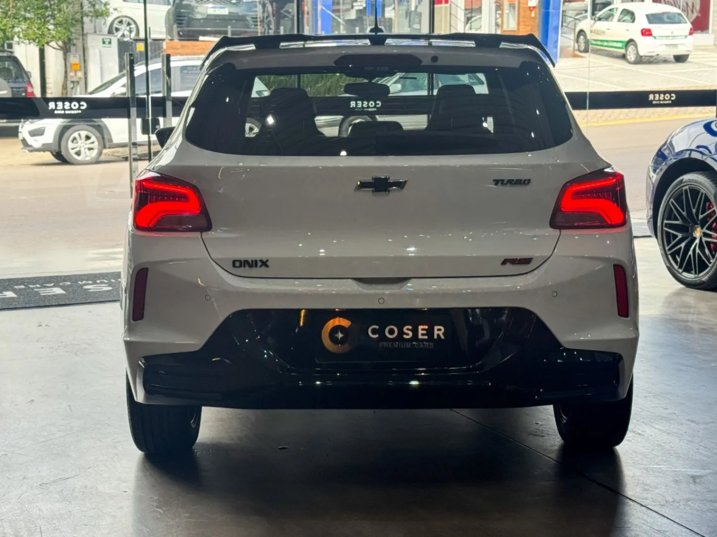 CHEVROLET ONIX HATCH RS 1.0 TB 12V FLEX 5P AUT. 2025 - foto 4