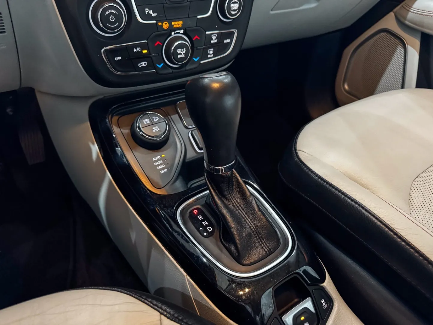 JEEP COMPASS LIMITED 2.0 4X4 DIESEL 16V AUT. 2018 - foto 7