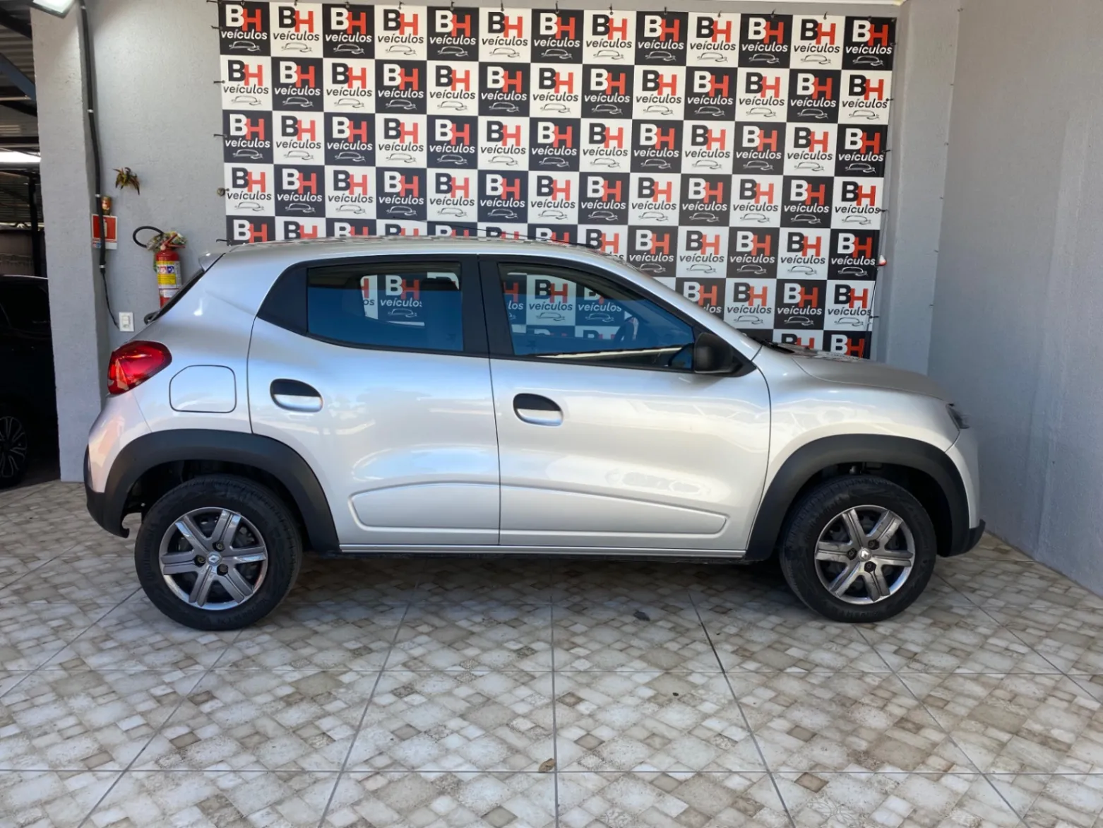 RENAULT KWID ZEN 1.0 FLEX 12V 5P MEC. 2023 - foto 9