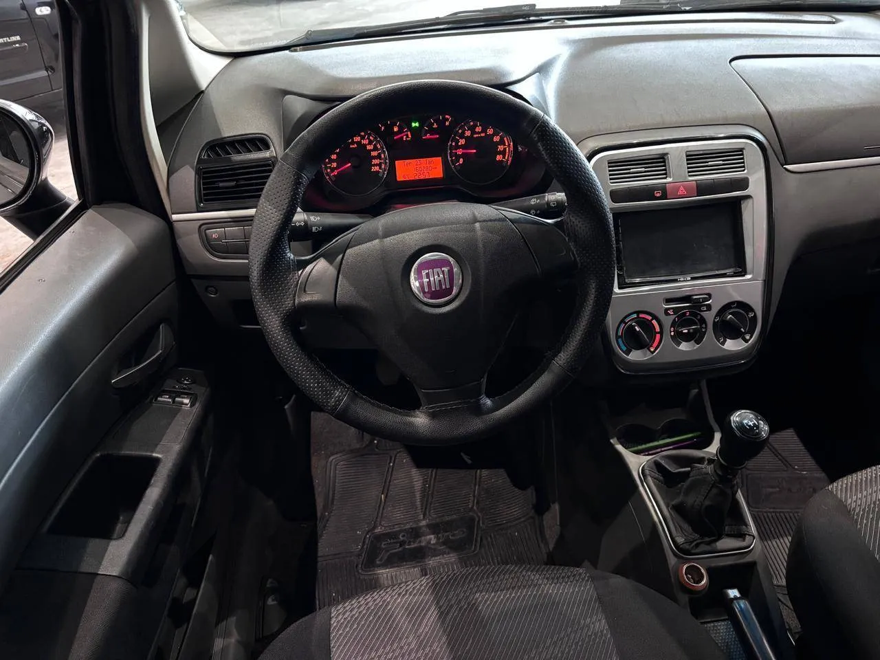 FIAT PUNTO ELX 1.4 FIRE FLEX 8V 5P 2009 - foto 4