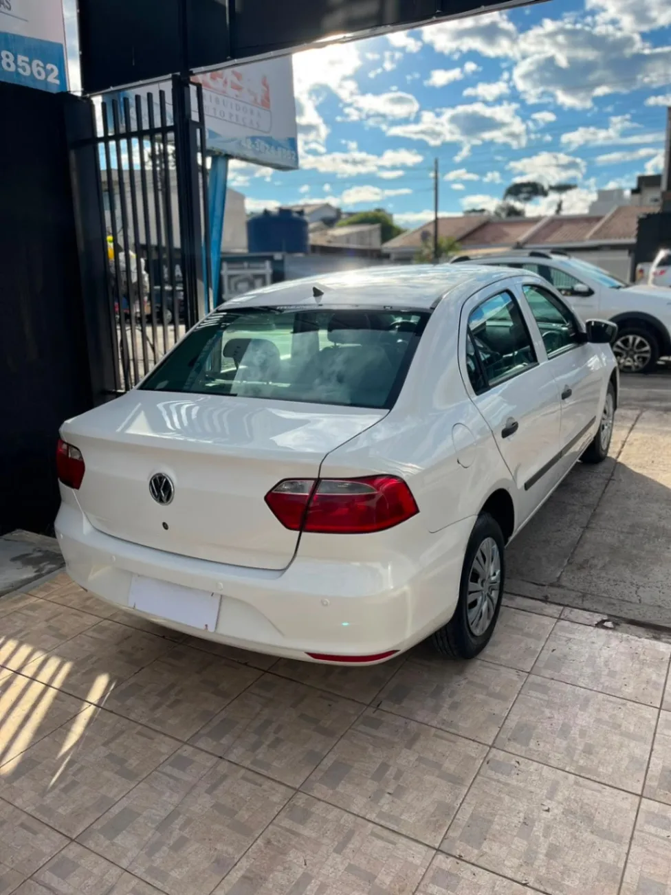 VOLKSWAGEN VOYAGE TRENDLINE 1.0 T.FLEX 8V 4P 2014 - foto 4