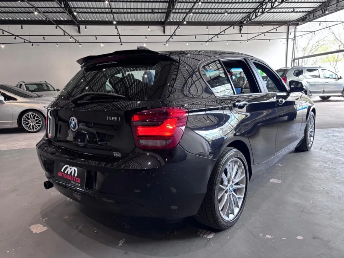 BMW 118IA / URBAN/SPORT 1.6 TB 16V 170CV 5P 2013 - foto 9