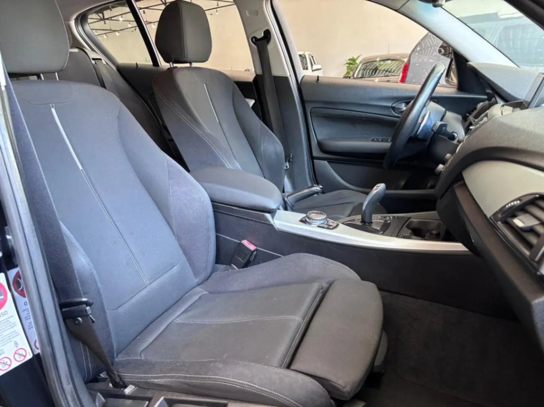 BMW 118IA / URBAN/SPORT 1.6 TB 16V 170CV 5P 2013 - foto 6