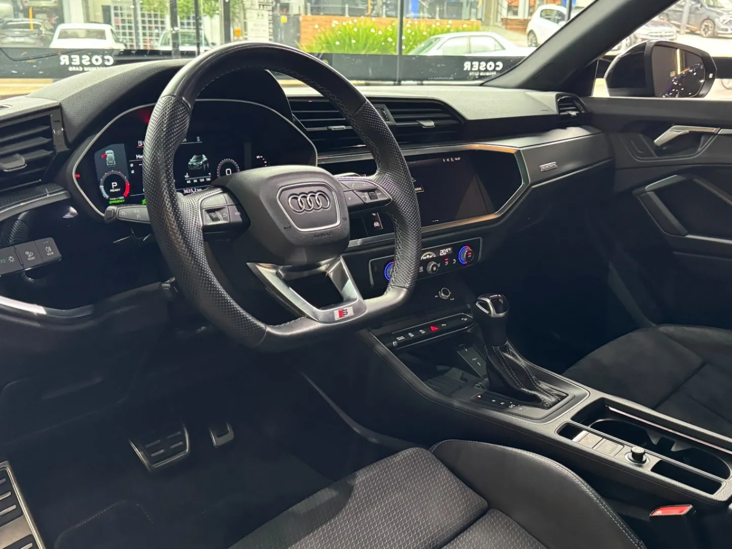 AUDI Q3 PERF. BLACK 2.0 TFSI TIPTR. QUATTRO 2023 - foto 5
