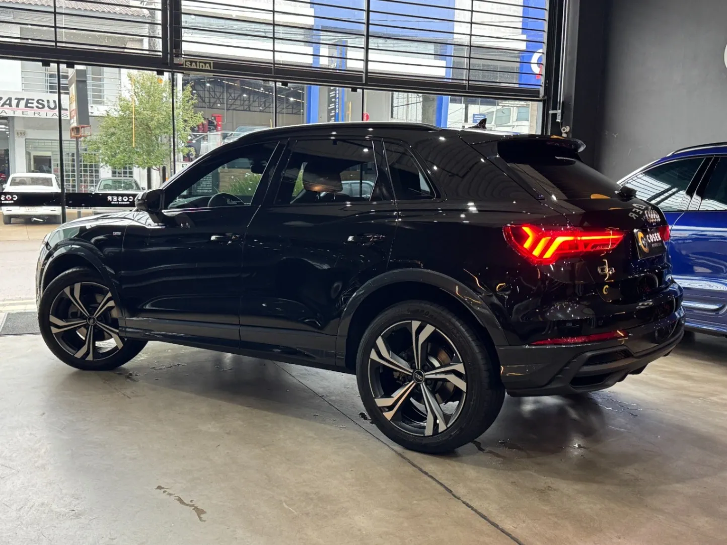 AUDI Q3 PERF. BLACK 2.0 TFSI TIPTR. QUATTRO 2023 - foto 3