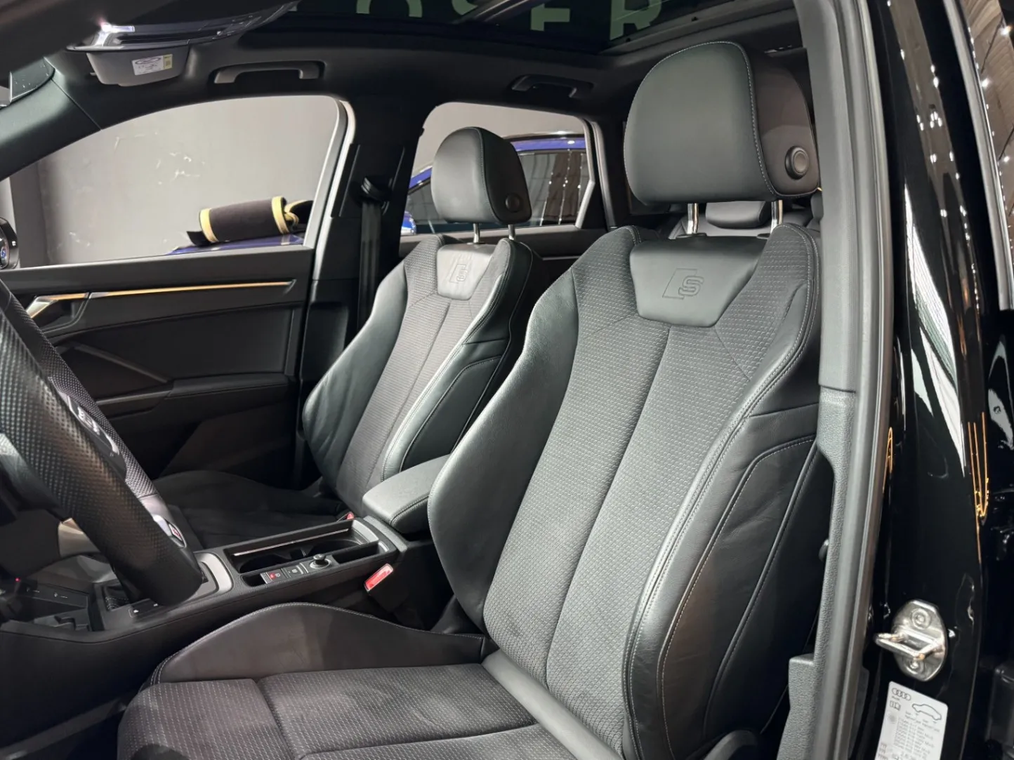 AUDI Q3 PERF. BLACK 2.0 TFSI TIPTR. QUATTRO 2023 - foto 6