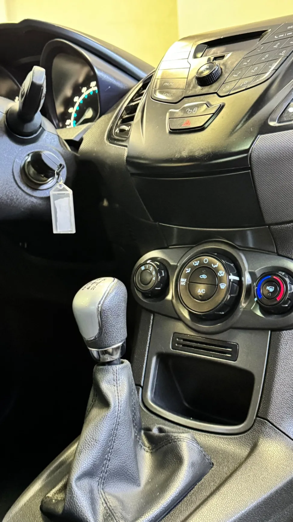 FORD FIESTA 1.6 SE HATCH 16V FLEX 4P MANUAL 2014 - foto 17