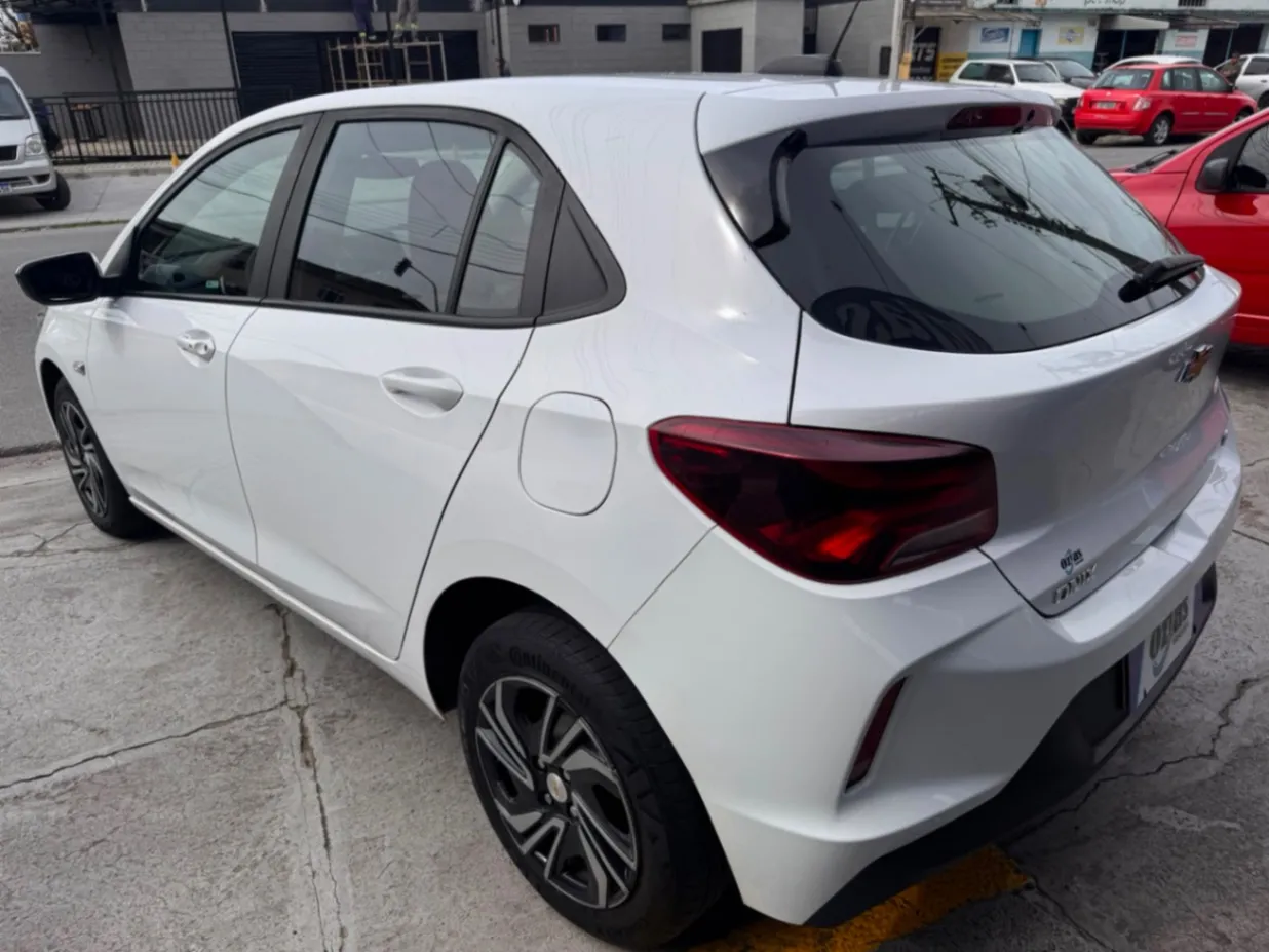 CHEVROLET ONIX HATCH LT 1.0 12V FLEX 5P MEC. 2023 - foto 4