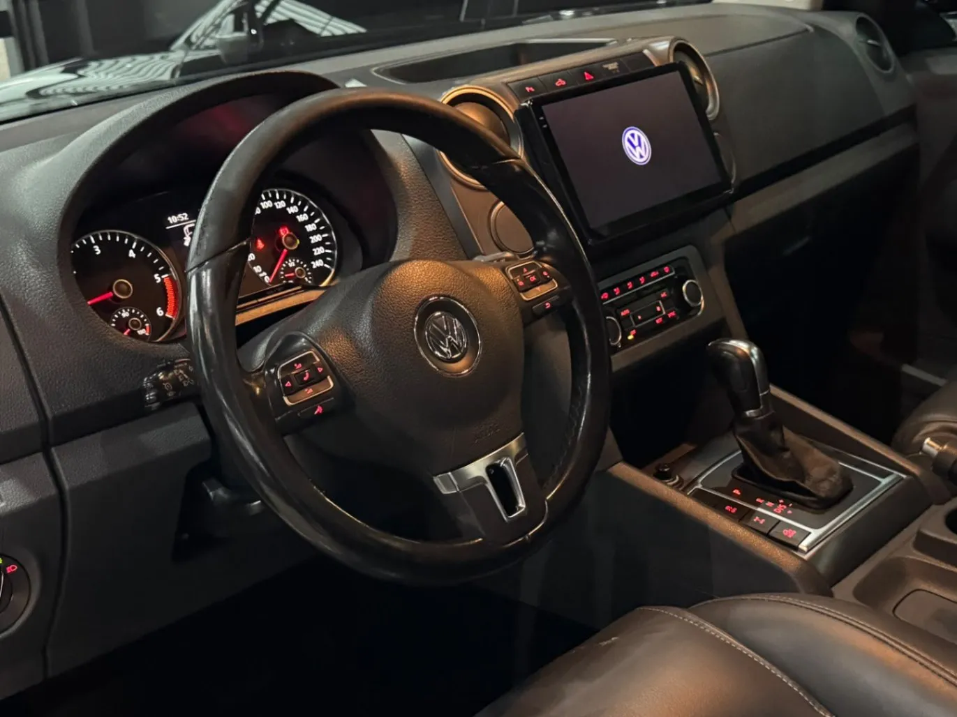 VOLKSWAGEN AMAROK HIGHLINE CD 2.0 16V TDI 4X4 DIES. 2014 - foto 4