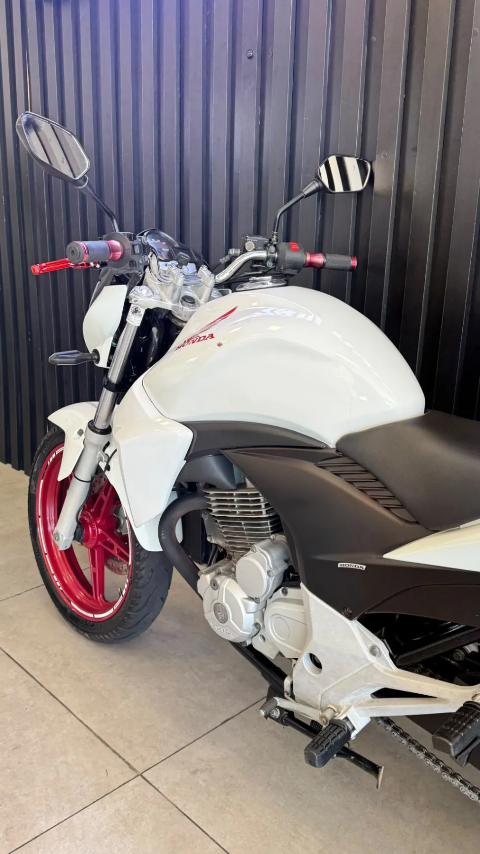 HONDA CB 300R/ 300R FLEX 2012 - foto 9