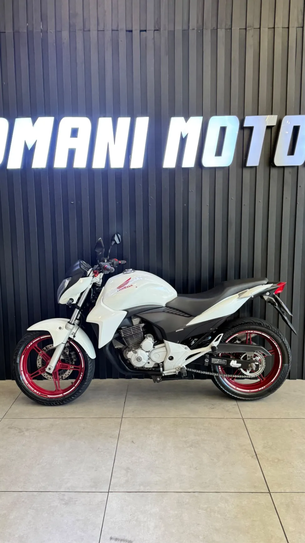 HONDA CB 300R/ 300R FLEX 2012 - foto 2