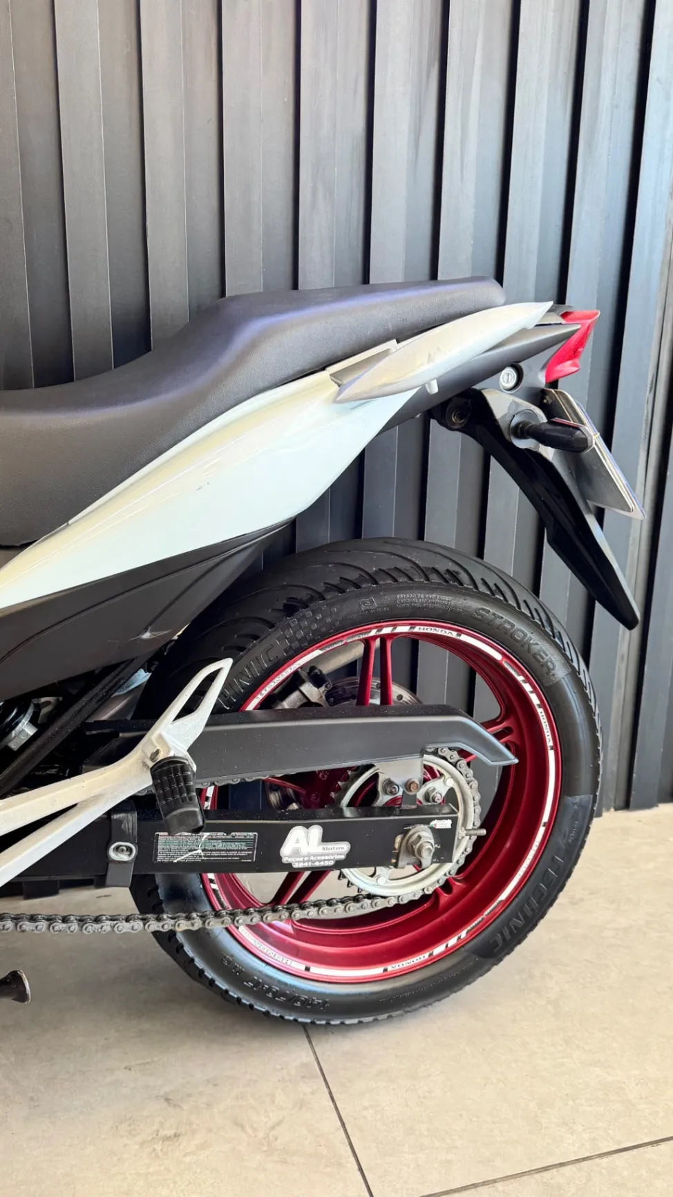HONDA CB 300R/ 300R FLEX 2012 - foto 10