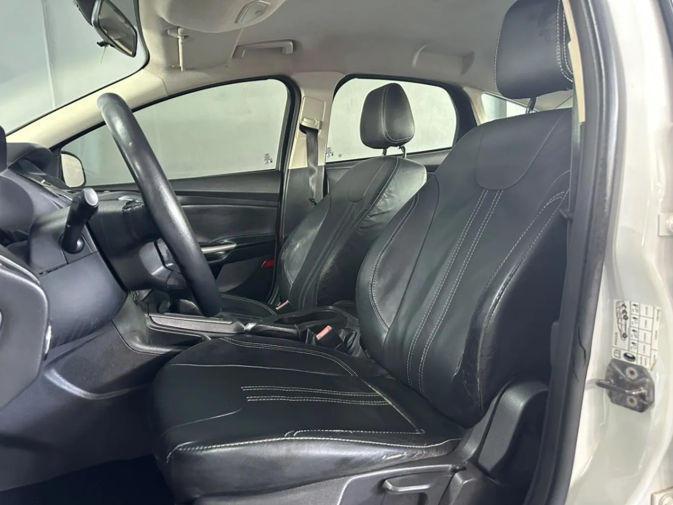FORD FOCUS 1.6 S/SE/SE PLUS FLEX 8V/16V 5P 2013 - foto 6
