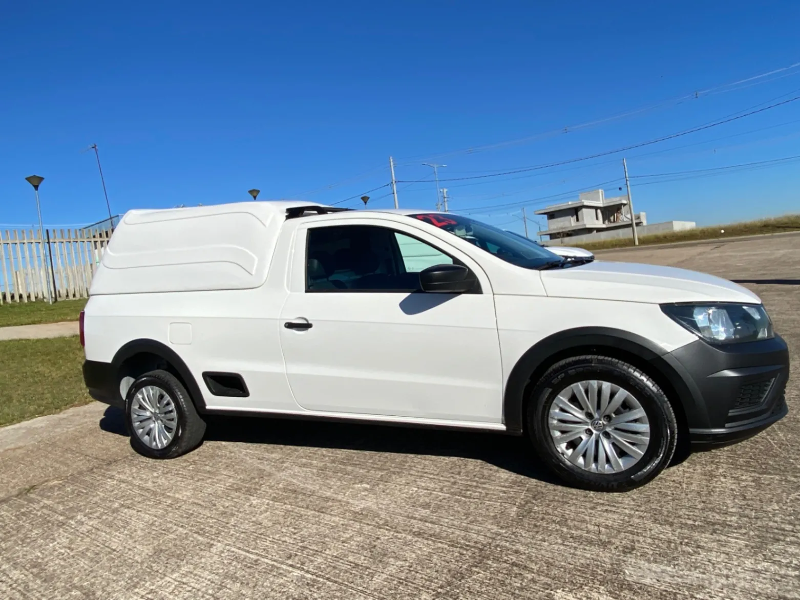 VOLKSWAGEN SAVEIRO ROBUST 1.6 TOTAL FLEX 16V CD 2023 - foto 4