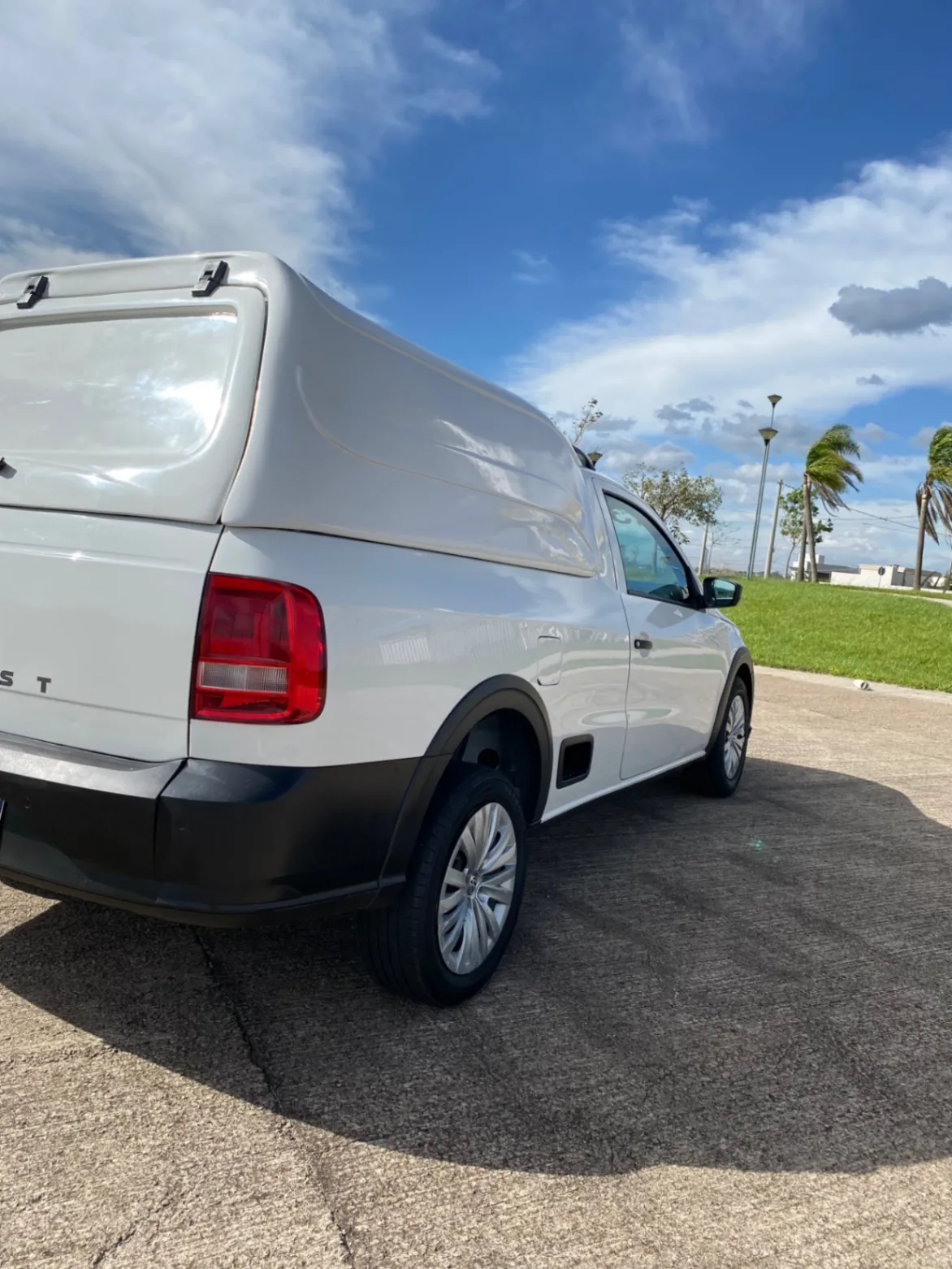 VOLKSWAGEN SAVEIRO ROBUST 1.6 TOTAL FLEX 16V CD 2023 - foto 10