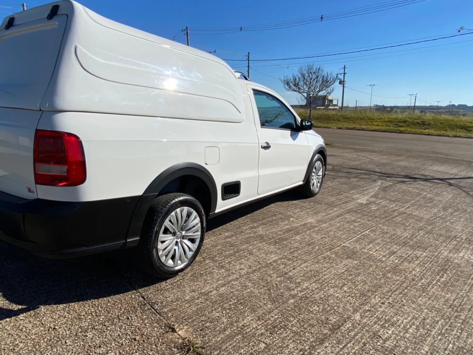 VOLKSWAGEN SAVEIRO ROBUST 1.6 TOTAL FLEX 16V CD 2023 - foto 7