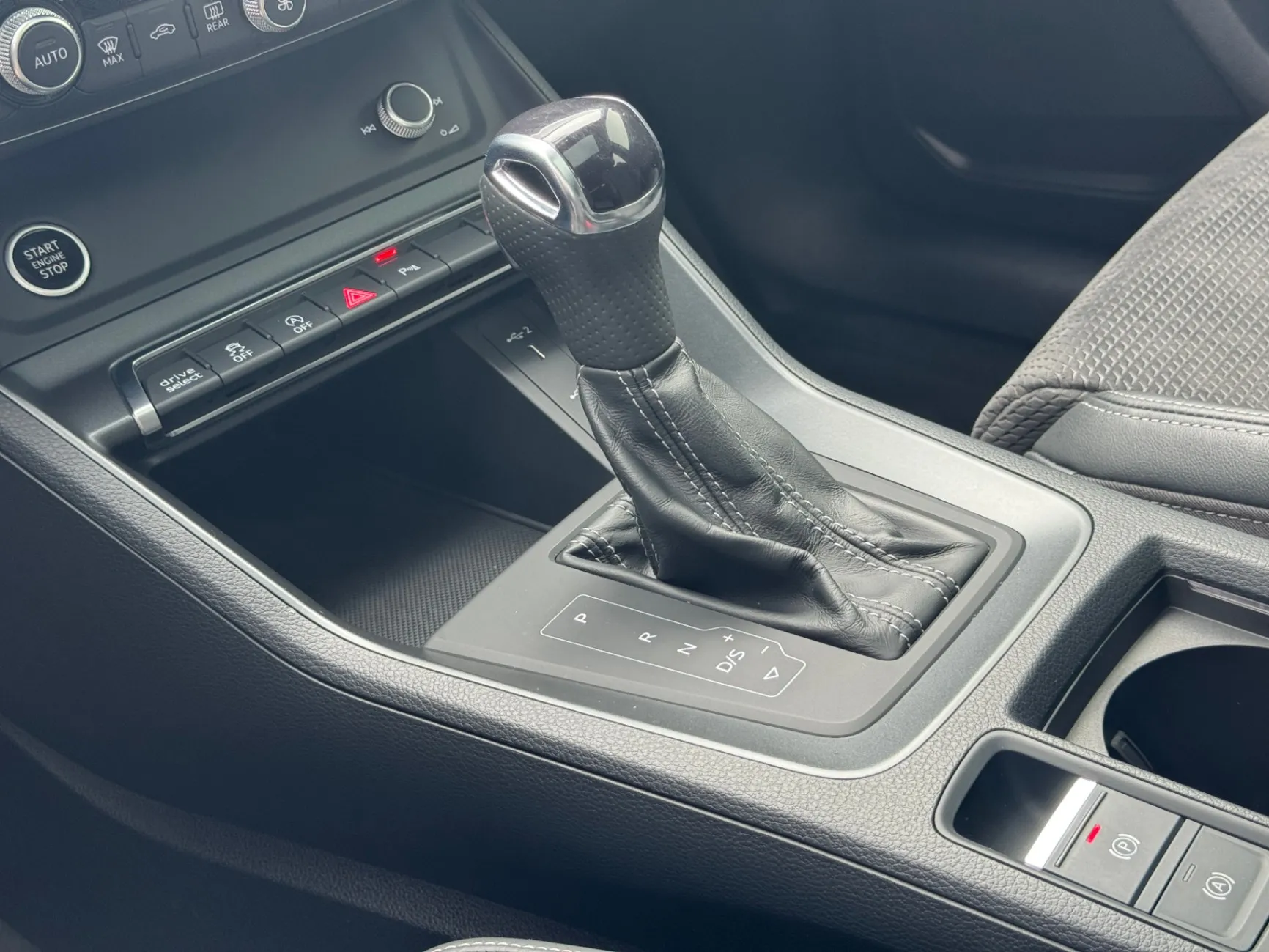 AUDI Q3 2.0 16V TFSI S-TRONIC 2022 - foto 8