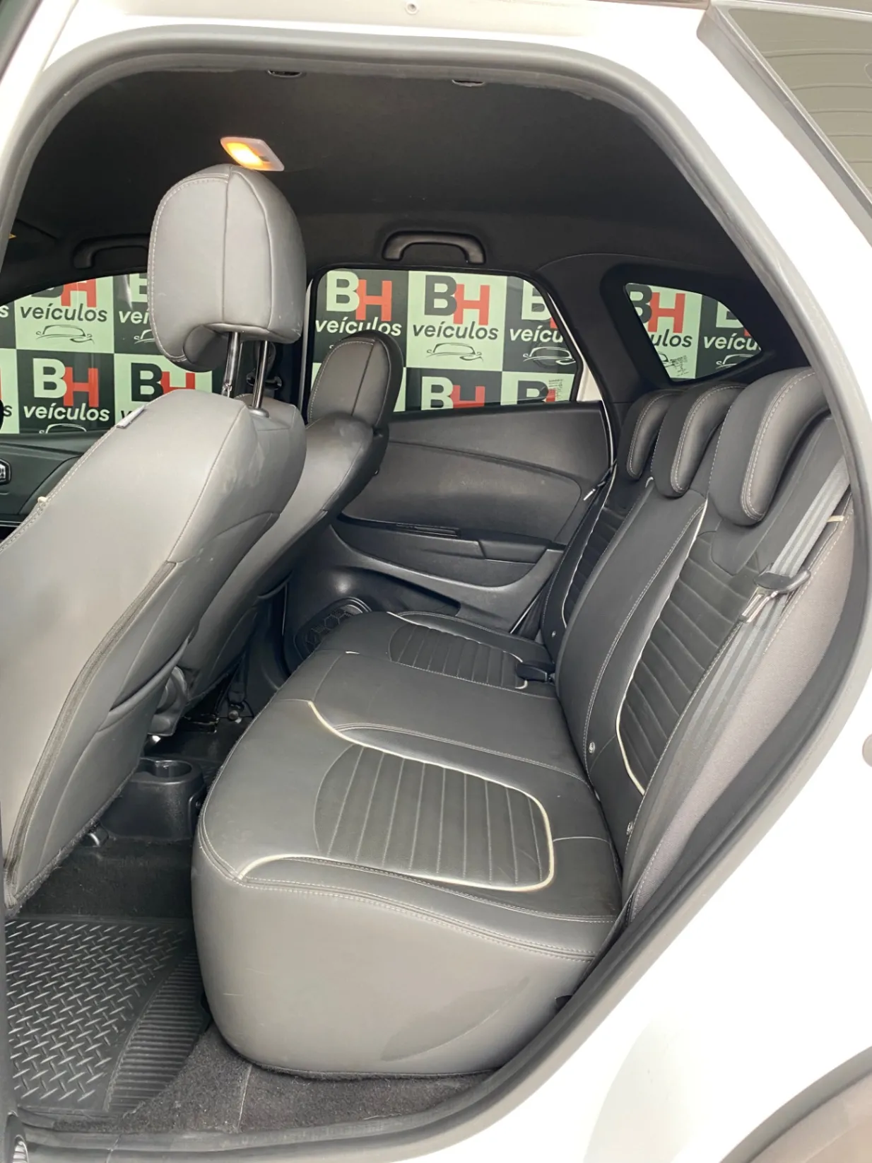 RENAULT CAPTUR INTENSE 2.0 16V FLEX 5P AUT. 2019 - foto 4