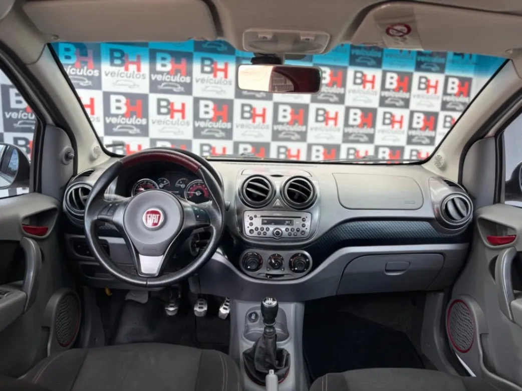 FIAT PALIO SPORTING 1.6 FLEX 16V 5P 2013 - foto 4