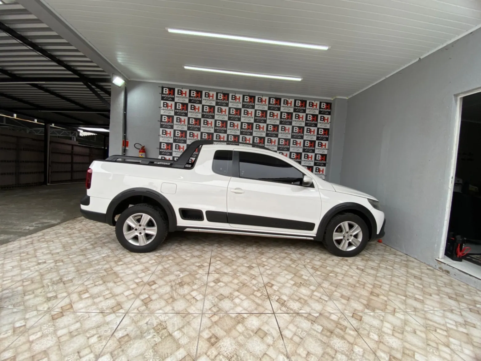 VOLKSWAGEN SAVEIRO CROSS 1.6 MI TOTAL FLEX 8V CE 2011 - foto 4