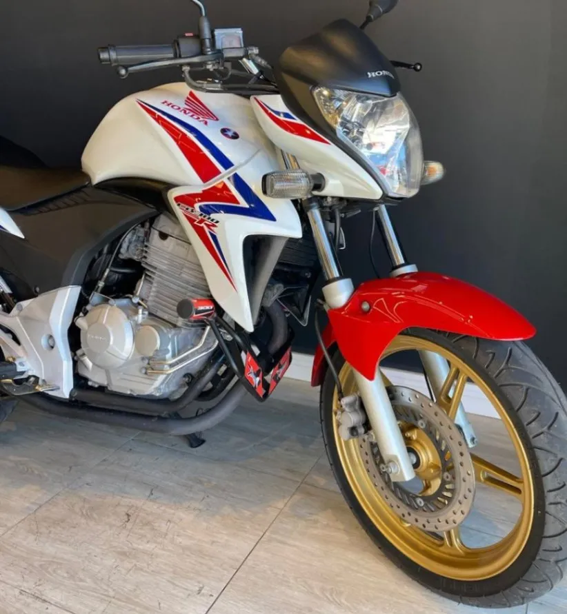 HONDA CB 300R/ 300R FLEX 2015 - foto 2