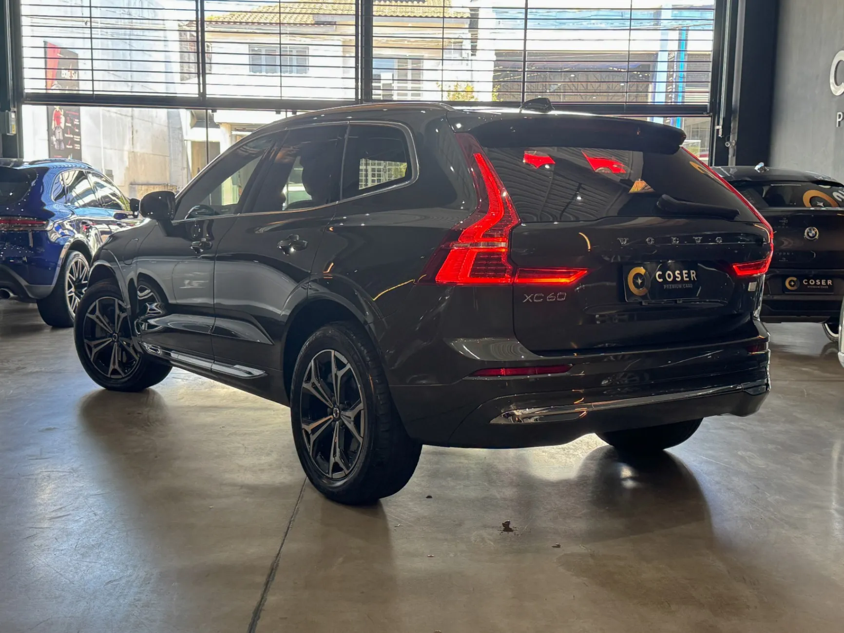 VOLVO XC 60 T-8 INSC. EXPRESS. 2.0 (HIBRIDO) 2021 - foto 2