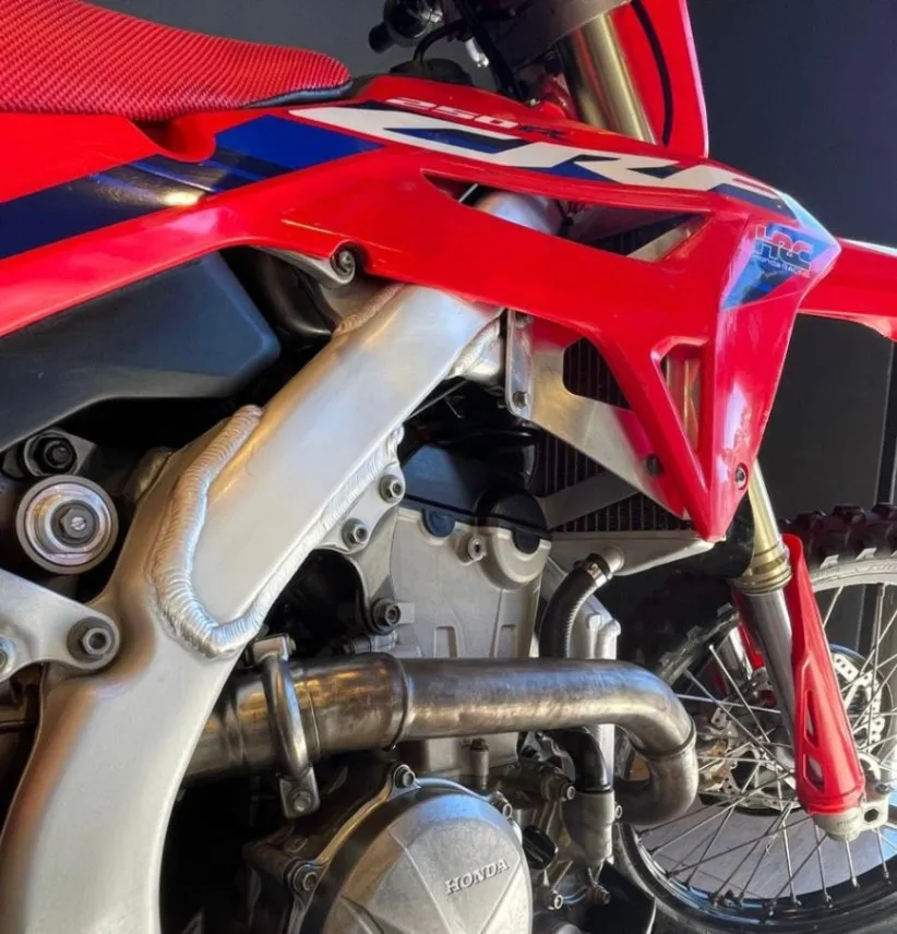 HONDA CRF 250 R ÚNICA 2022 - foto 3
