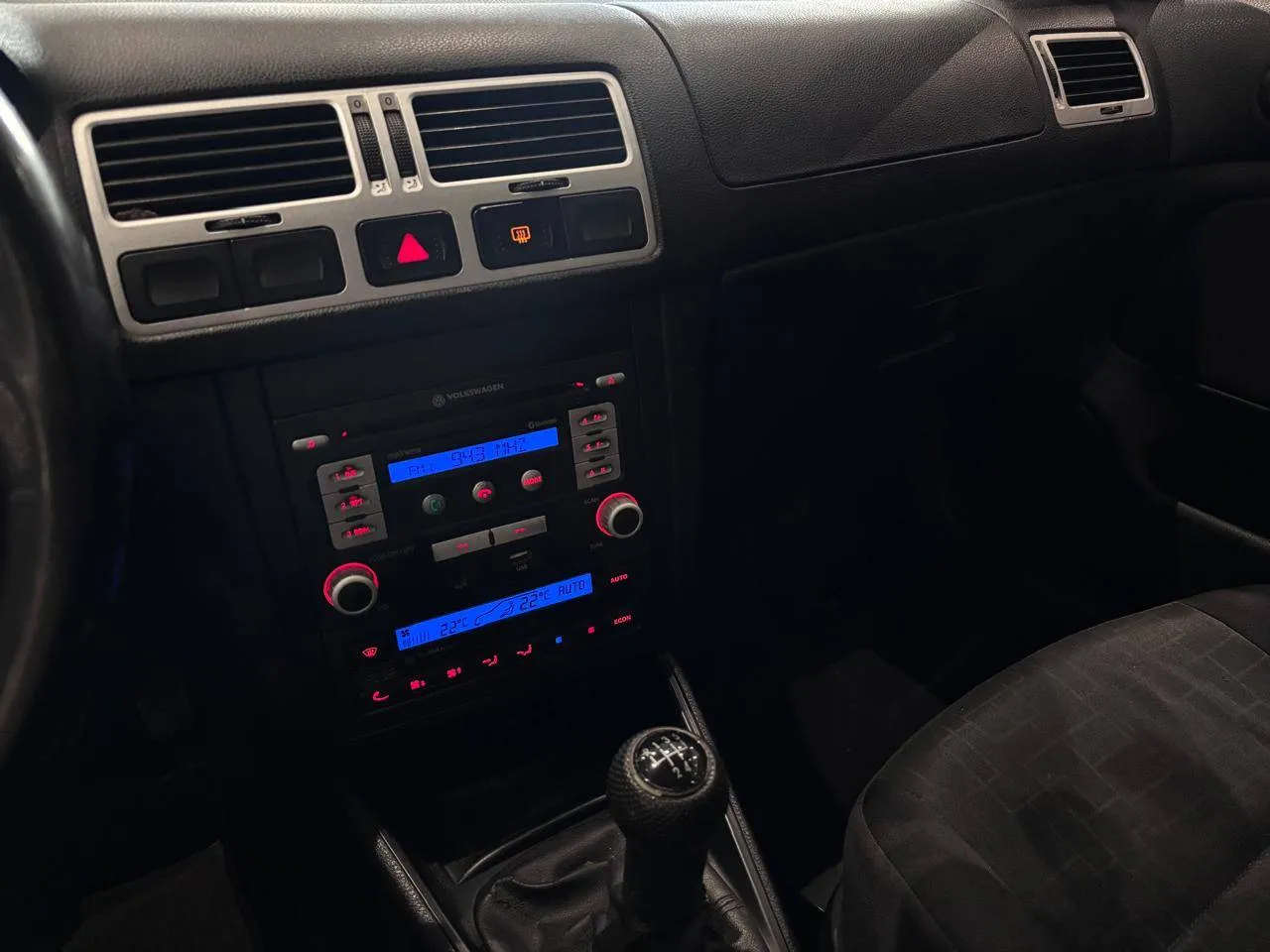 VOLKSWAGEN BORA 2.0/ 2.0 FLEX 8V MEC. 2010 - foto 5