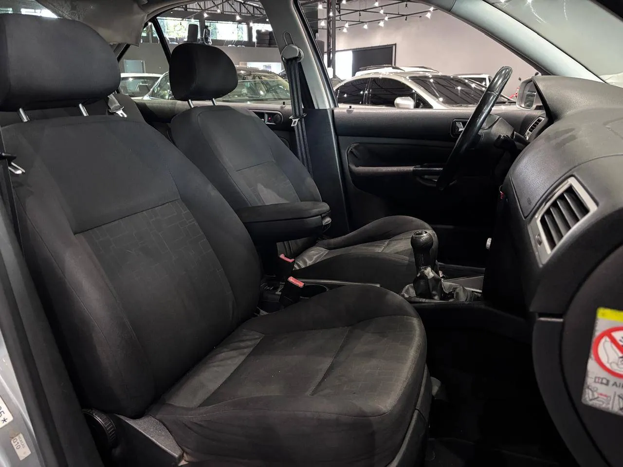 VOLKSWAGEN BORA 2.0/ 2.0 FLEX 8V MEC. 2010 - foto 6