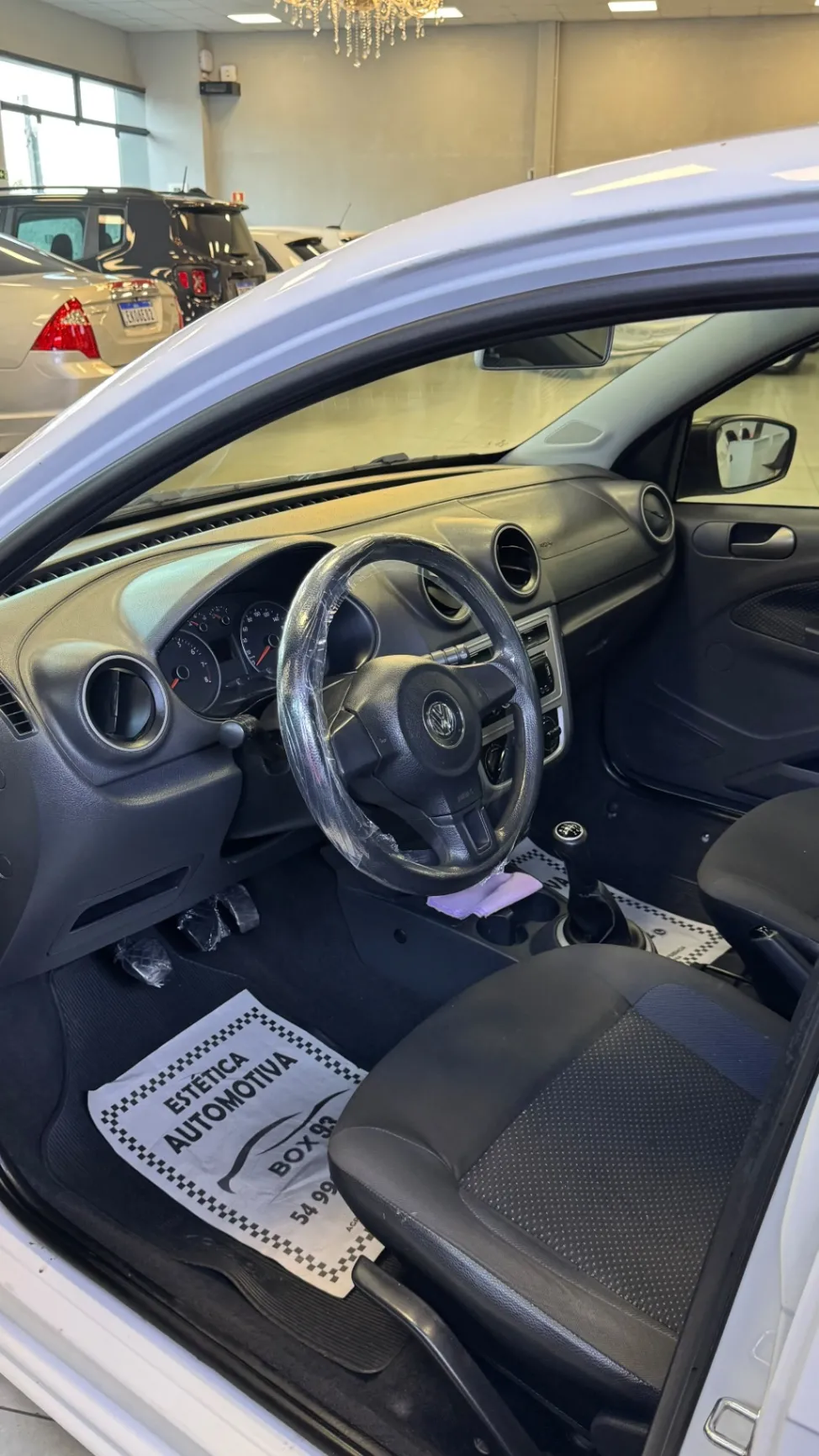 VOLKSWAGEN VOYAGE TRENDLINE 1.0 T.FLEX 8V 4P 2014 - foto 9