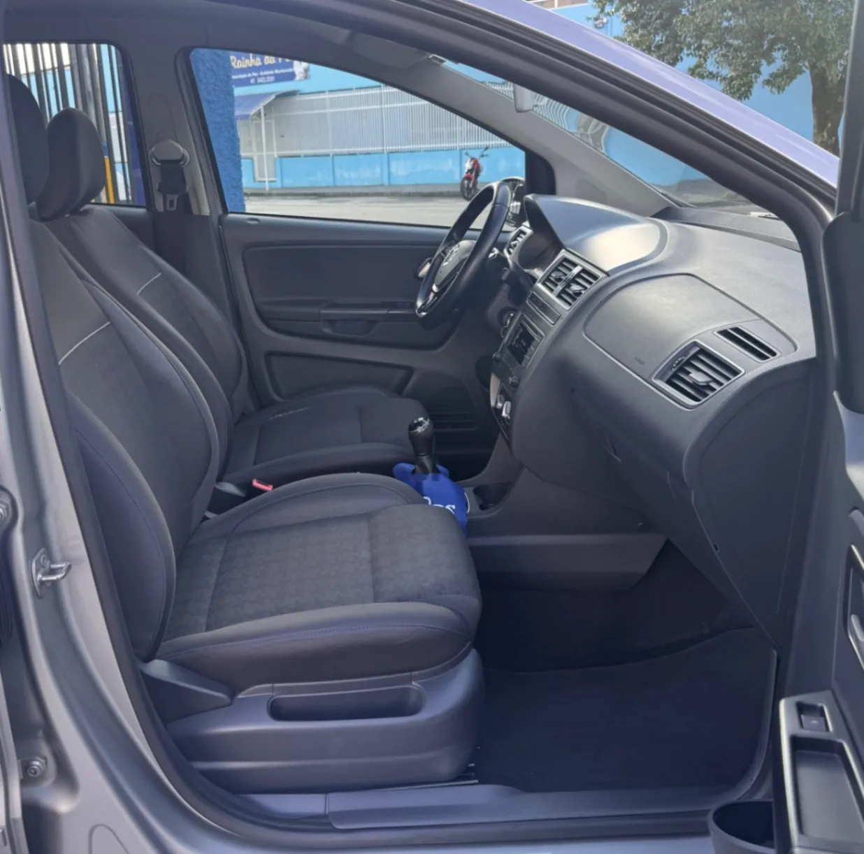 VOLKSWAGEN FOX COMFORTLINE 1.0 FLEX 12V 5P 2016 - foto 5