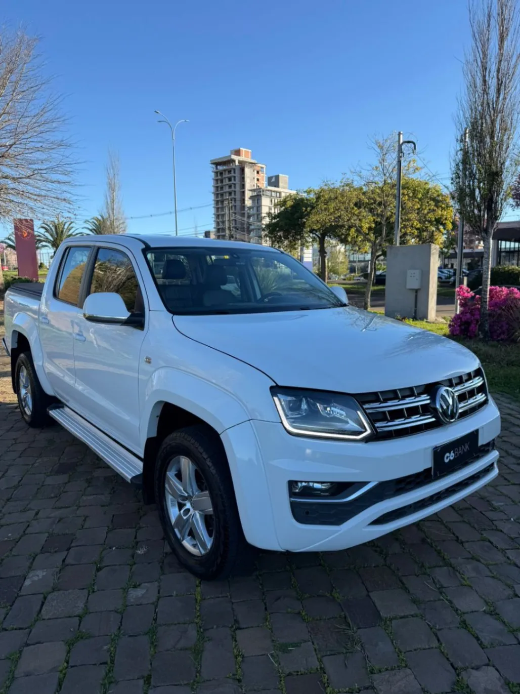 VOLKSWAGEN AMAROK 3.0 V6 TDI DIESEL HIGHLINE CD 4MOTION AUTOMÁTICO 2017 - foto 3