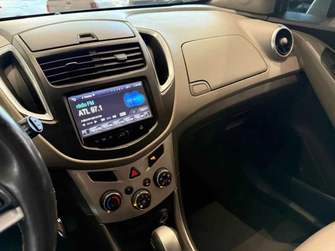 CHEVROLET TRACKER LTZ 1.8 16V FLEX 4X2 AUT. 2014 - foto 5