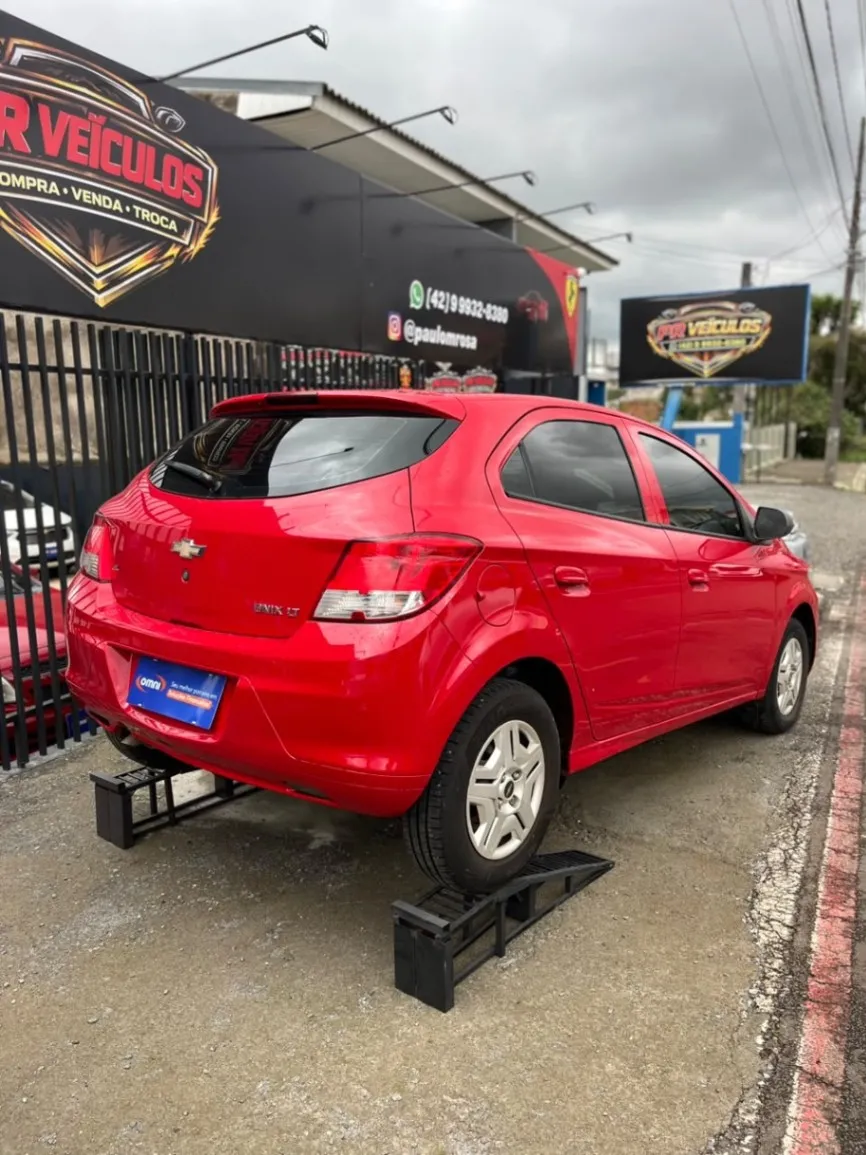 CHEVROLET ONIX HATCH LT 1.0 8V FLEXPOWER 5P MEC. 2015 - foto 4