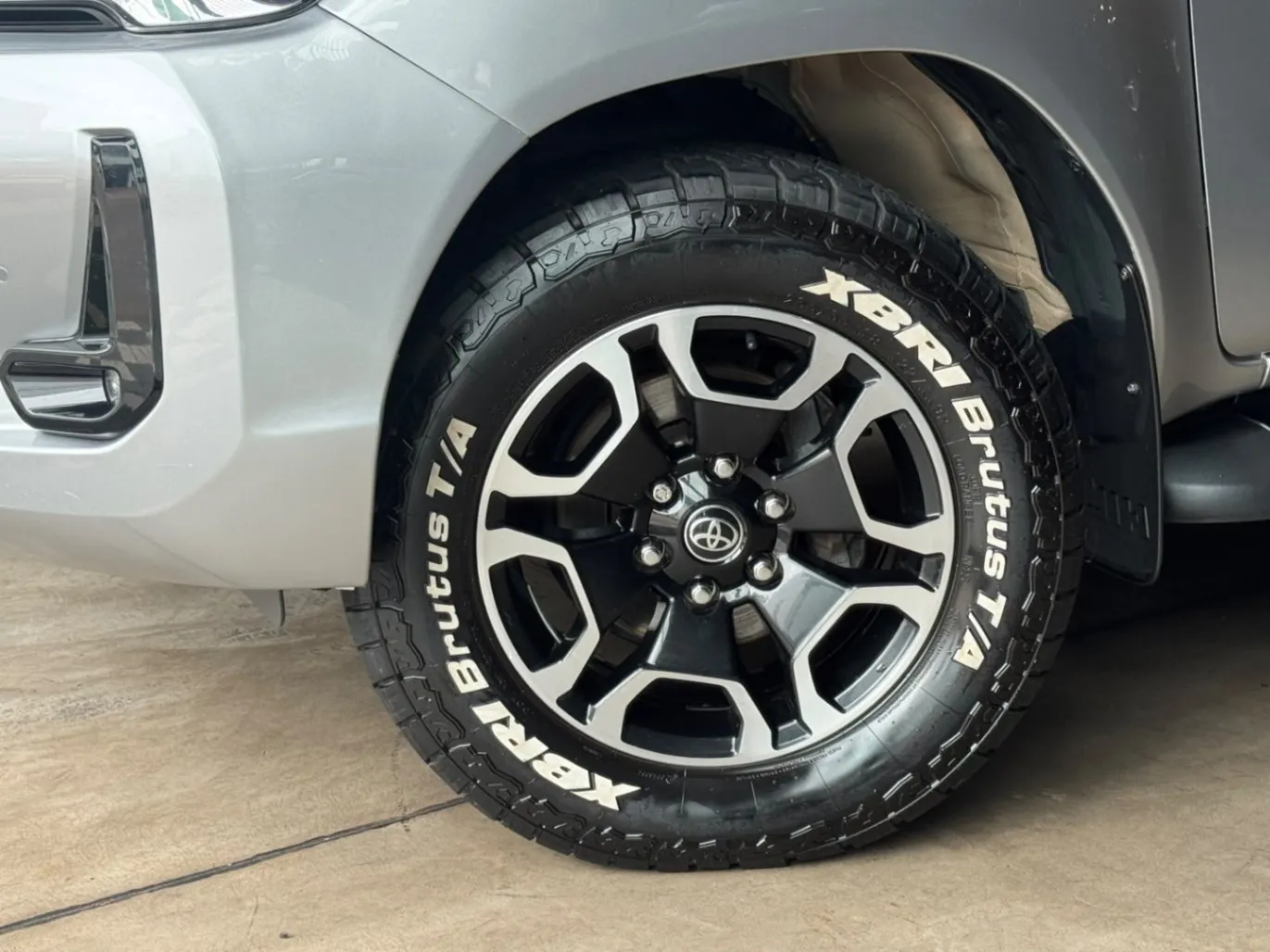 TOYOTA HILUX 2.8 D-4D TURBO DIESEL CD SRX 4X4 AUTOMÁTICO 2021 - foto 2